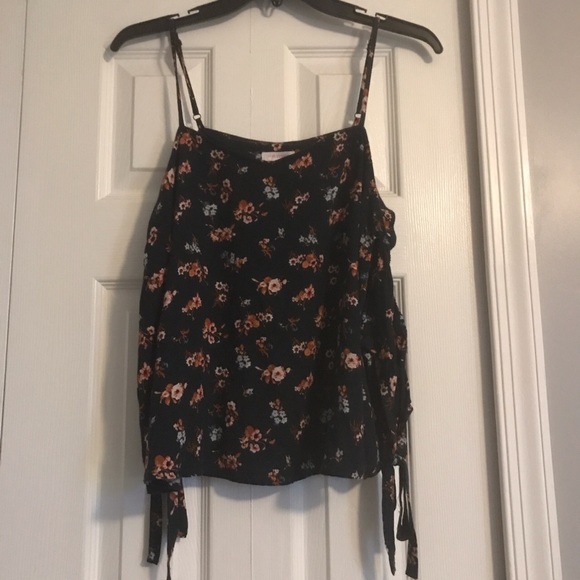 Floral top - Picture 1 of 4